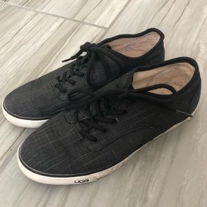 UGG Sneakers